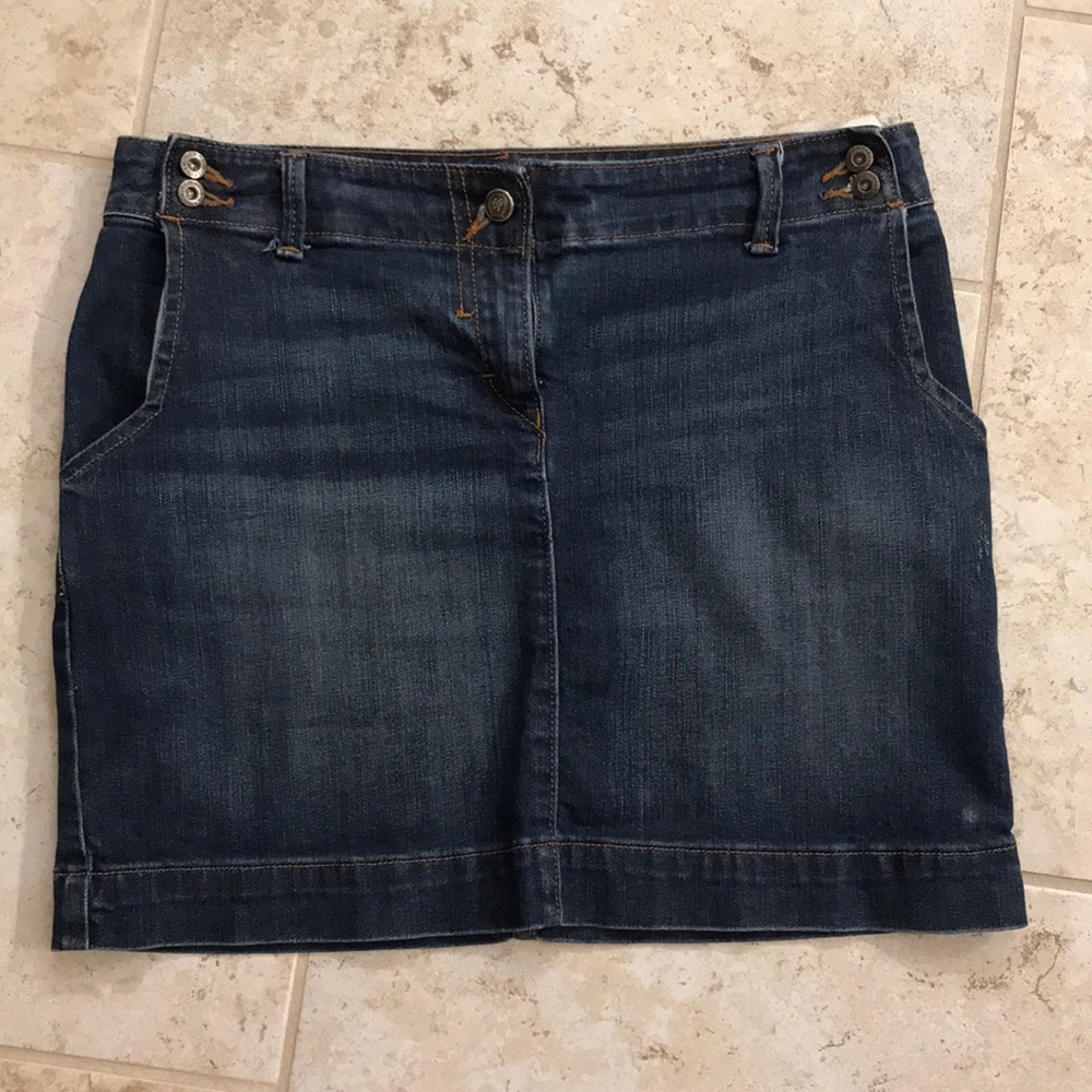 Tommy Hilfiger short denim skirt